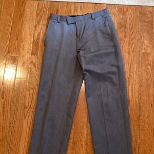 Gray flat front Kenneth Cole slacks. Size 30 x 30. Lightweight.